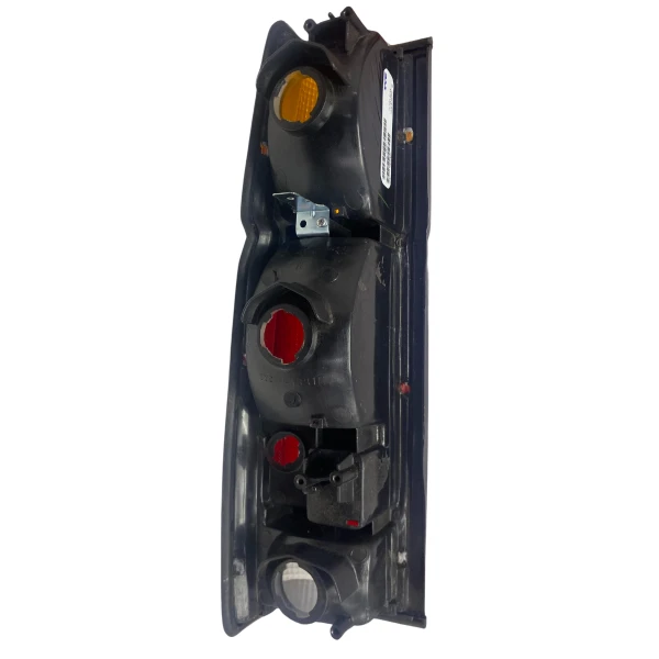 Farol trasero derecho para nissan d21 1993 2010 2.4 ka24e king cab - Faroles Traseros Derechos | ClickRepuestos